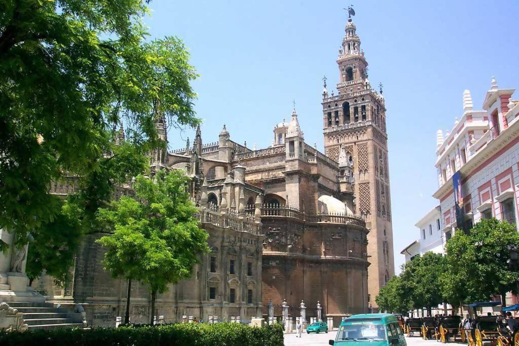 Apartamento Duplex Center Parking Netflix Amazon Video Sevilla Exterior foto