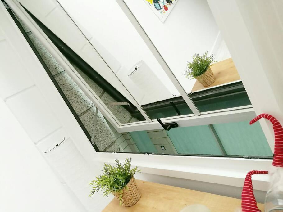 Apartamento Duplex Center Parking Netflix Amazon Video Sevilla Exterior foto